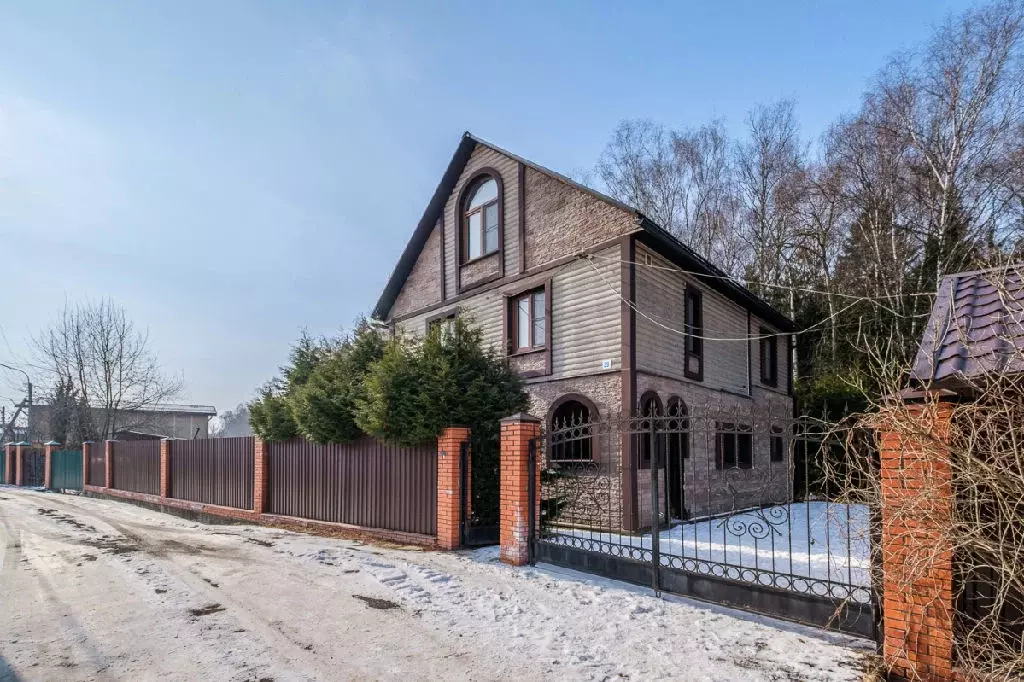 Продается дом в пос. Щапово - Фото 0