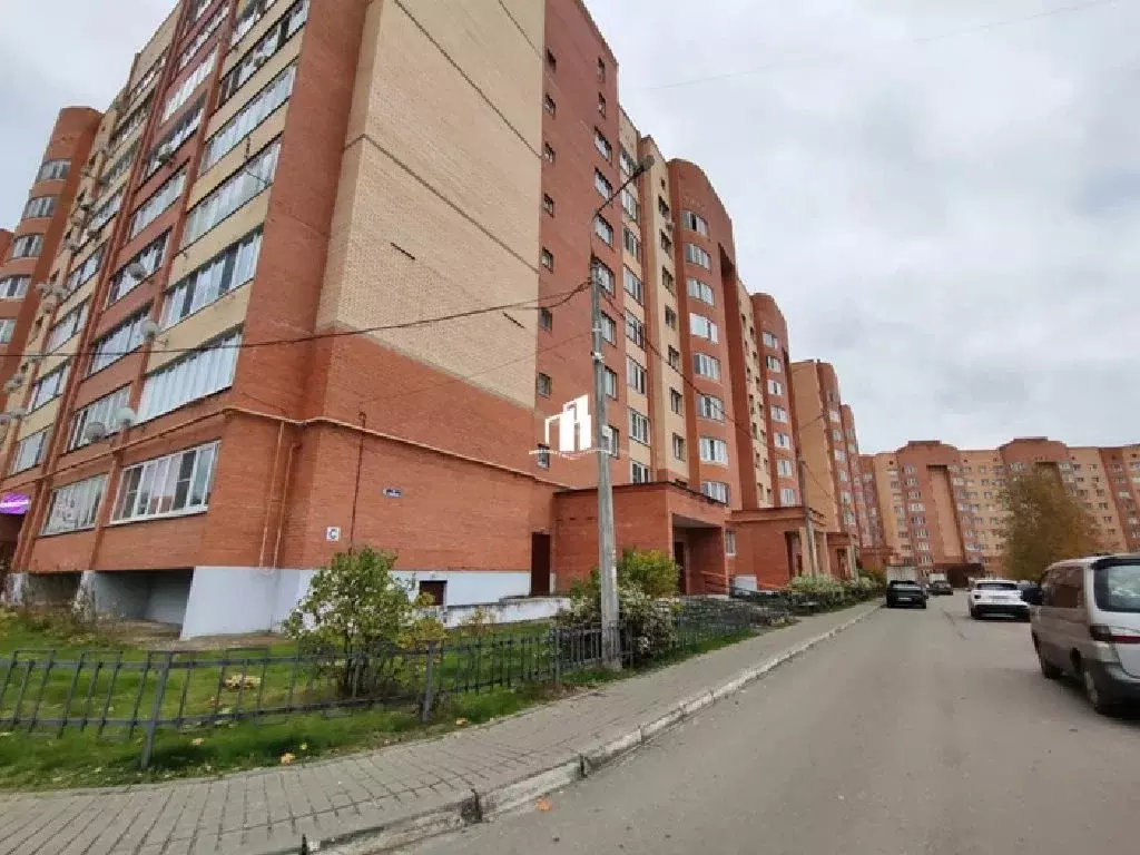 Продается 2-комнатная квартира - Фото 1