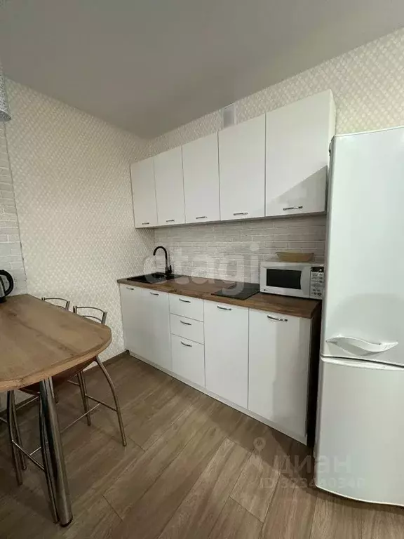 Студия Татарстан, Казань ул. Сабира Ахтямова, 1к3 (33.0 м) - Фото 1