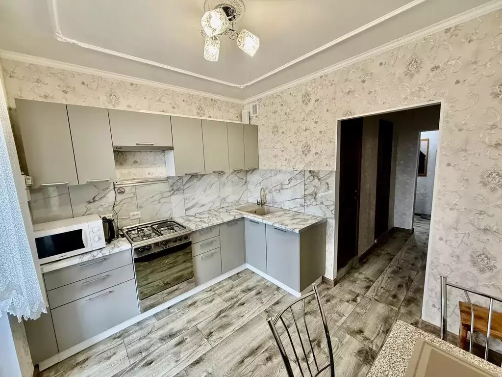 3-к кв. Крым, Симферополь ул. Балаклавская (90.0 м) - Фото 2