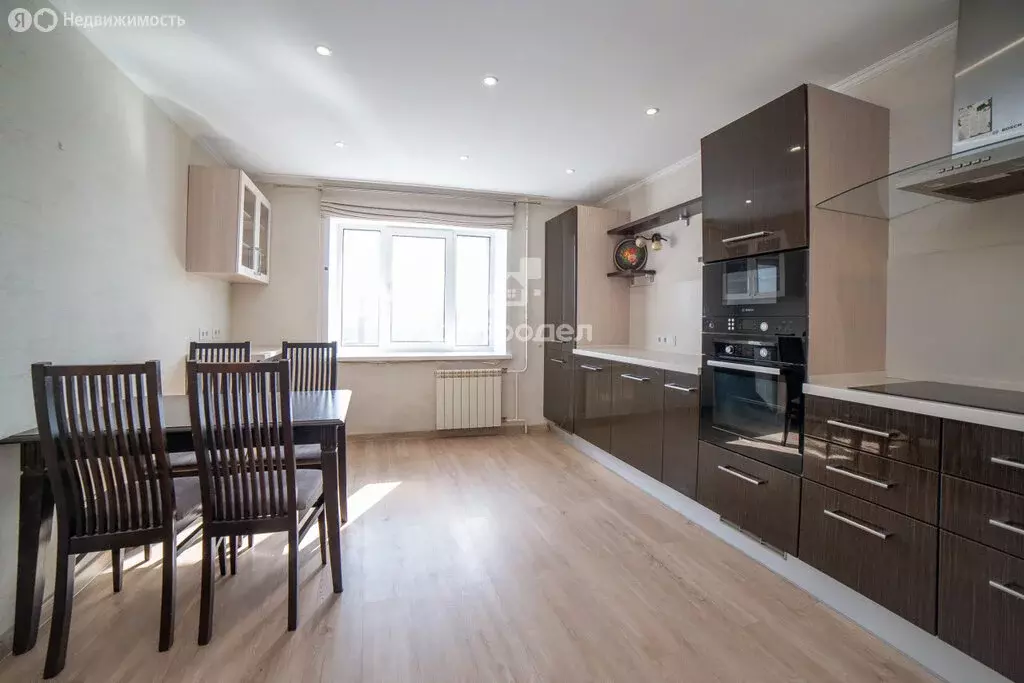 2-комнатная квартира: Екатеринбург, улица Щорса, 24 (75.3 м) - Фото 1