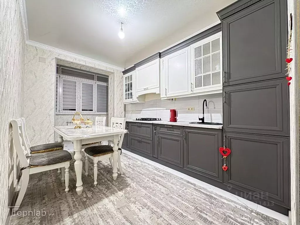 2-к кв. Кабардино-Балкария, Нальчик ул. Толстого (83.0 м) - Фото 1