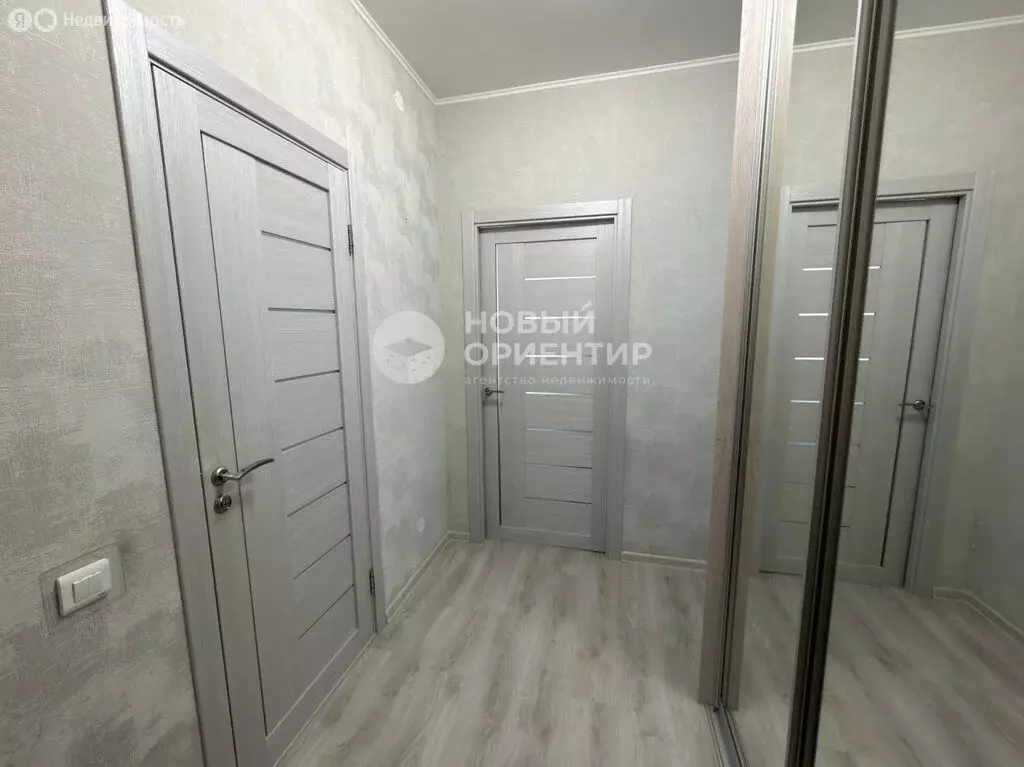 2-комнатная квартира: Екатеринбург, улица Данилы Зверева, 17А (59.7 м) - Фото 2