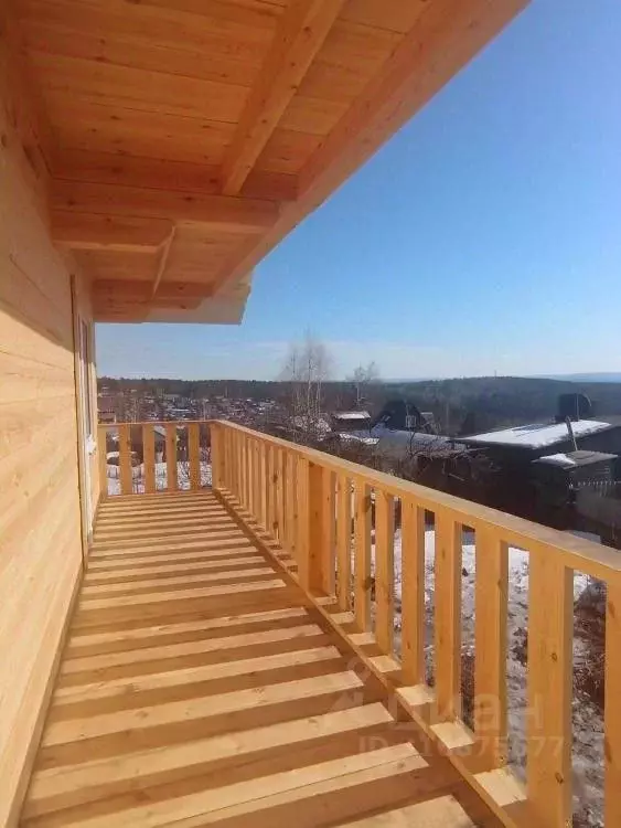 Дом в Иркутская область, Иркутский муниципальный округ, Маркова рп, ... - Фото 1