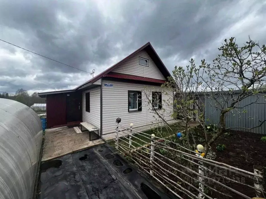 Дом в Пермский край, Березники ул. Дружбы, 95 (30 м) - Фото 0