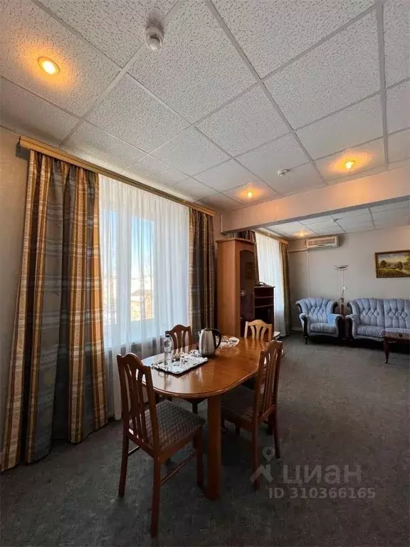 Комната Вологодская область, Череповец Вологодская ул., 5А (56.0 м) - Фото 0