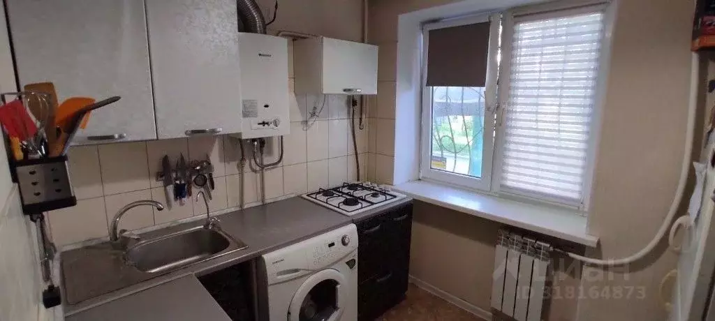 2-к кв. Крым, Симферополь ул. Гагарина, 22 (45.5 м) - Фото 0