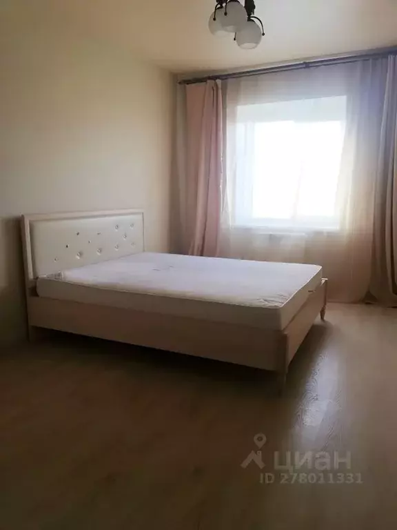 3-к кв. Воронежская область, Воронеж ул. Степана Разина, 37 (100.0 м) - Фото 0