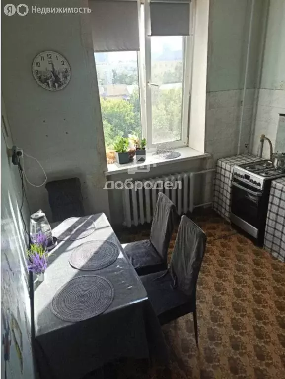 2-комнатная квартира: Екатеринбург, Кировградская улица, 11 (58.5 м) - Фото 0