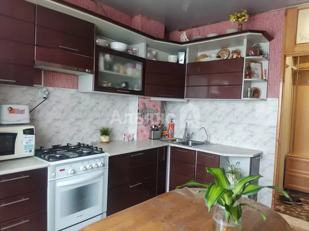 3-к кв. Ростовская область, Волгодонск просп. Мира, 93 (64.0 м) - Фото 1