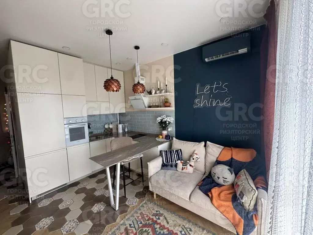 2-к кв. Краснодарский край, Сочи Бытха мкр, ул. Бытха, 48/4 (33.7 м) - Фото 1