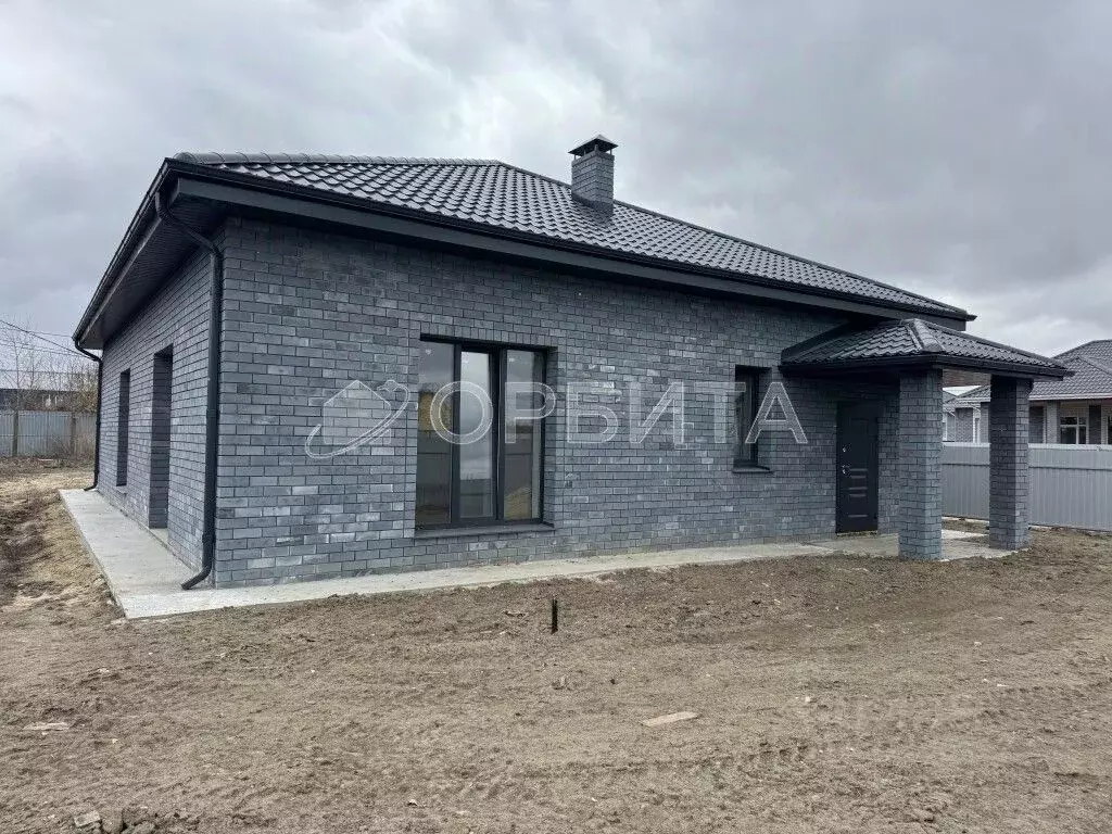 Дом в Тюменская область, Тюмень Березняковский мкр, ул. Березняковская ... - Фото 1