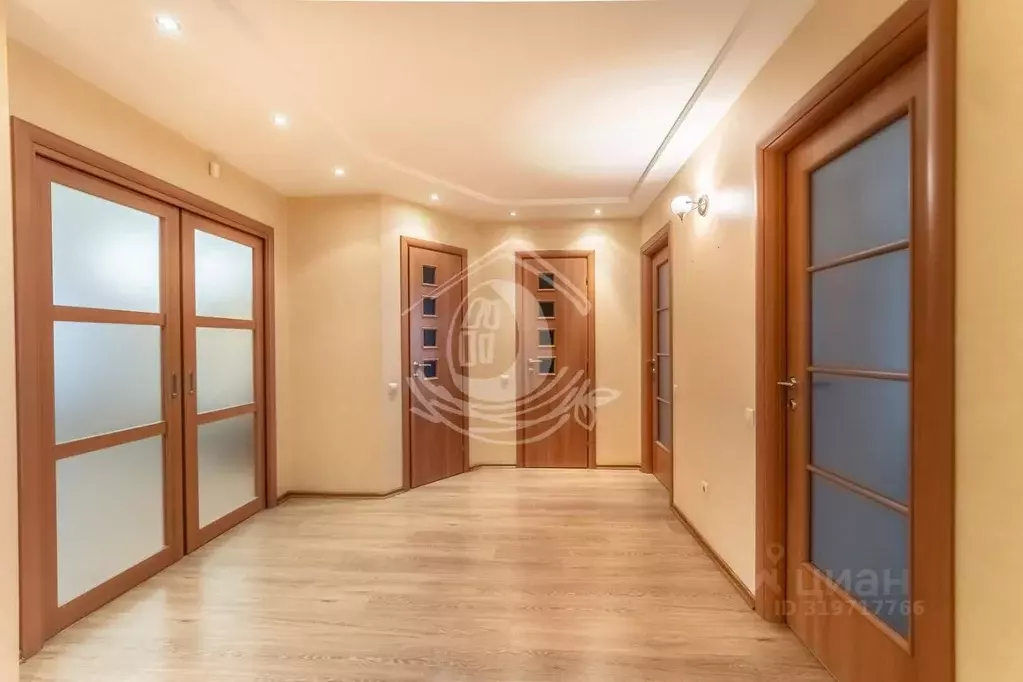 3-к кв. Алтайский край, Барнаул ул. Антона Петрова, 247В (92.0 м) - Фото 1