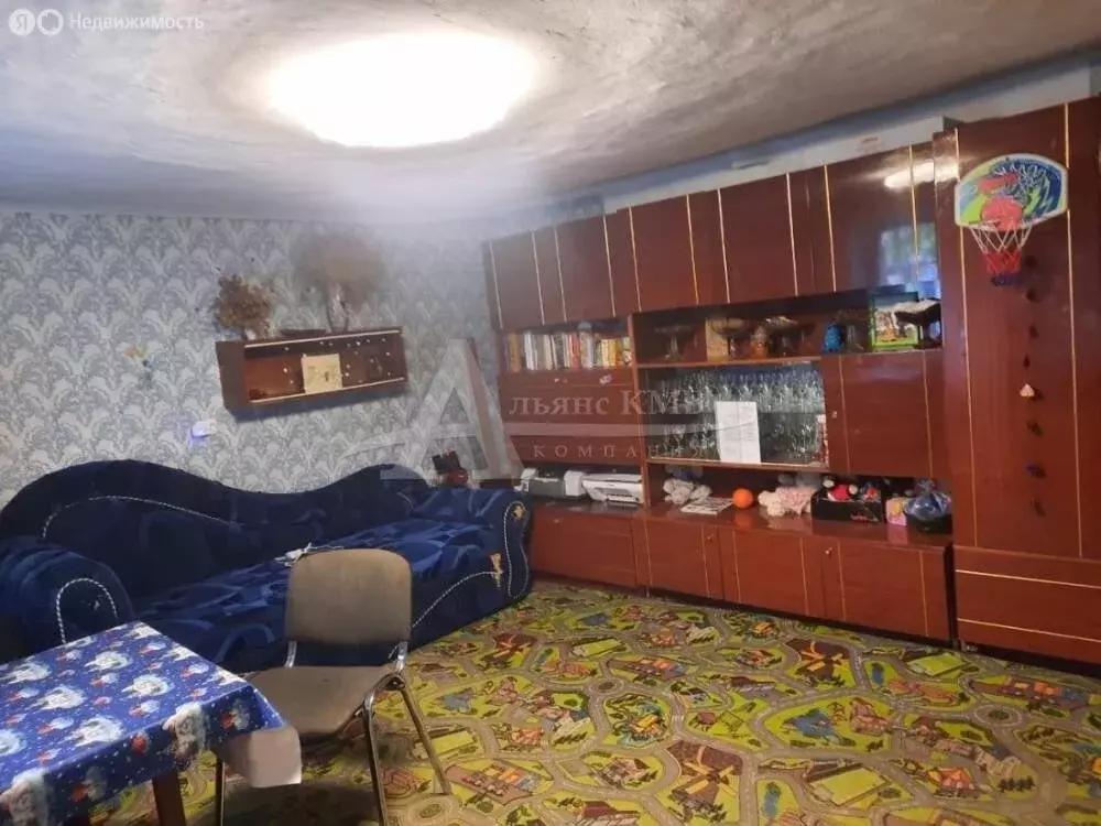 Дом в Ленинский, улица Ленина (25 м) - Фото 0
