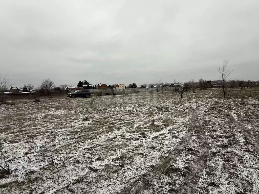 Участок в Саратовская область, Энгельсский район, Красноярское ... - Фото 1