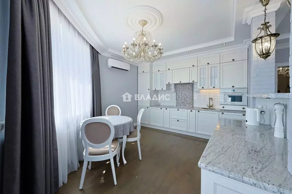 3-к кв. Калининградская область, Калининград ул. Юрия Гагарина, 99 ... - Фото 1