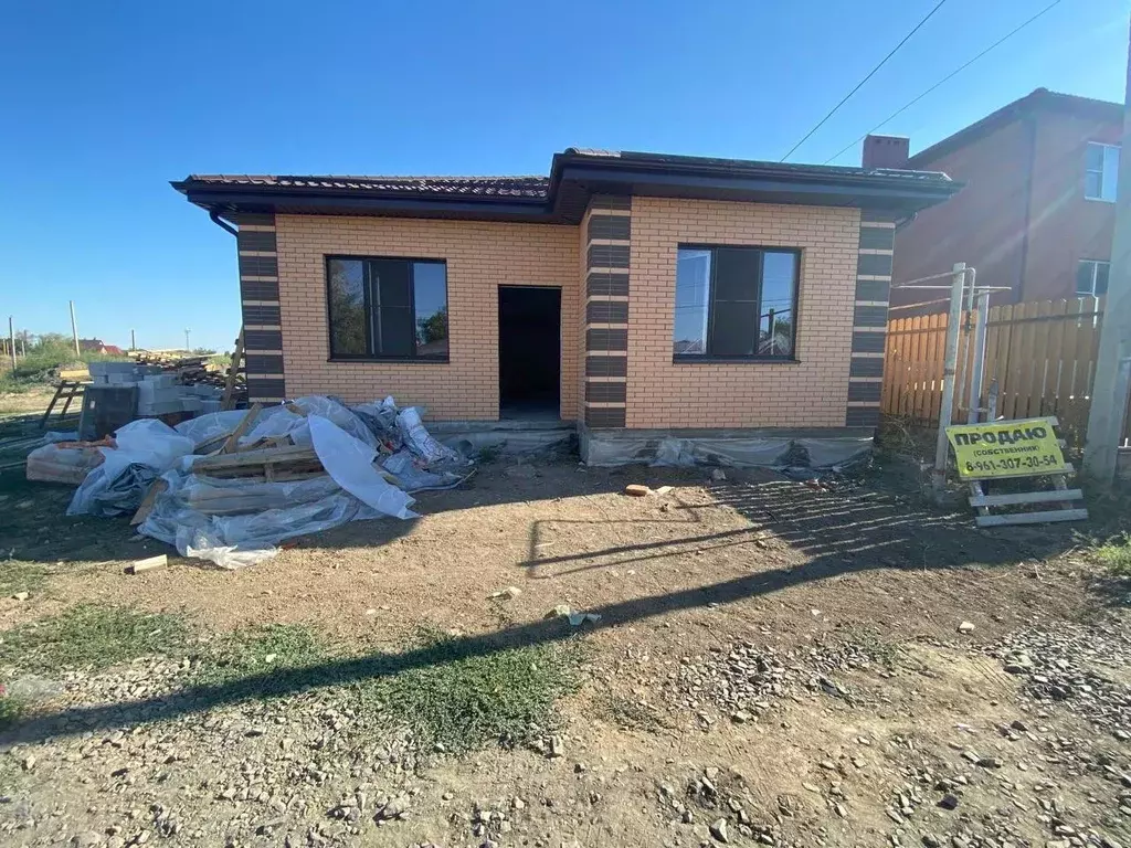Дом в Ростовская область, Азов Азовский район, Солнечный мкр,  (90 м) - Фото 1