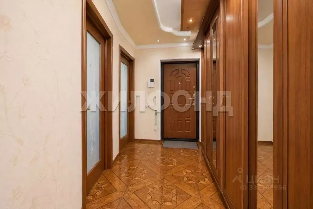 3-к кв. Алтайский край, Барнаул тракт Змеиногорский, 120/12 (69.7 м) - Фото 2