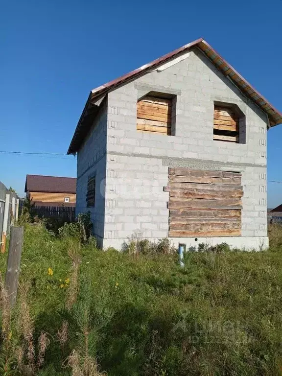 Дом в Свердловская область, Белоярский пгт ул. Лазурная (100 м) - Фото 0