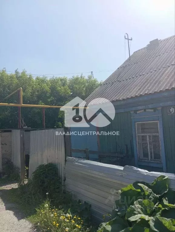 Дом в Новосибирская область, Новосибирск Дивногорская ул., 71 (45 м) - Фото 1