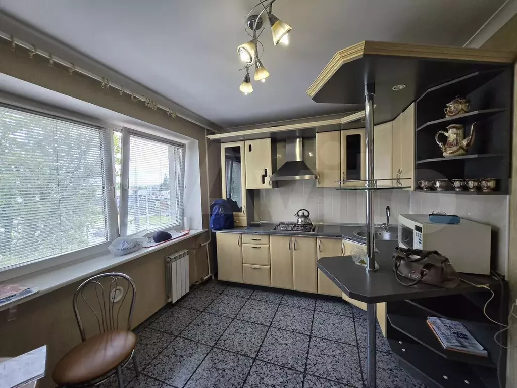 3-к. квартира, 64 м, 3/5 эт. - Фото 1