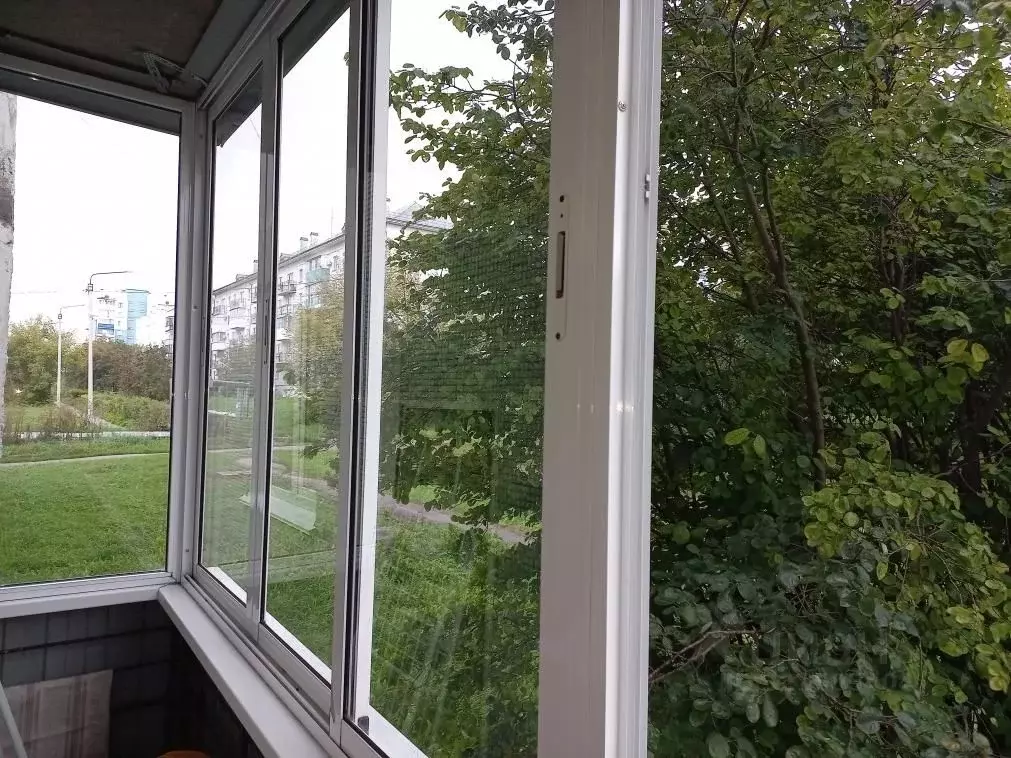 2-к кв. Кемеровская область, Белово 3-й мкр, 94 (53.0 м) - Фото 2