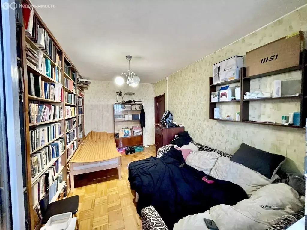 3-комнатная квартира: Москва, улица Маршала Катукова, 3к1 (75 м) - Фото 1