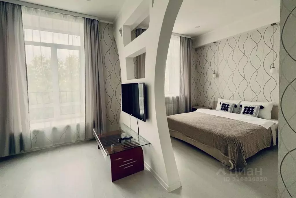 1-к кв. Кемеровская область, Кемерово ул. Кирова, 25 (43.0 м) - Фото 0