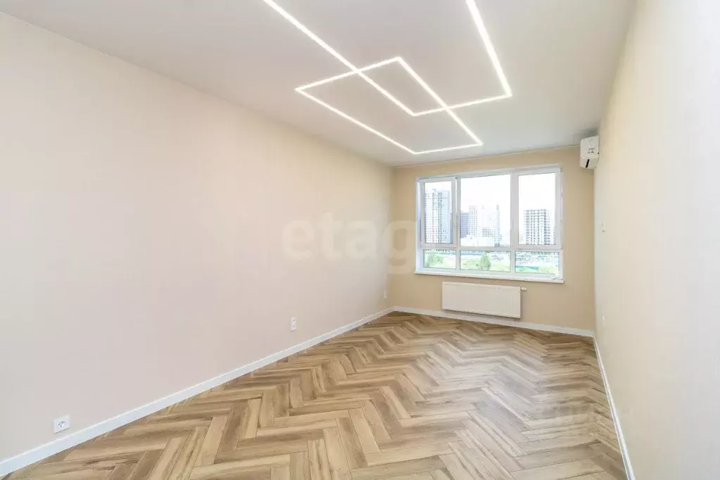 1-к кв. Тюменская область, Тюмень ул. Евгения Войнова, 7 (50.7 м) - Фото 1