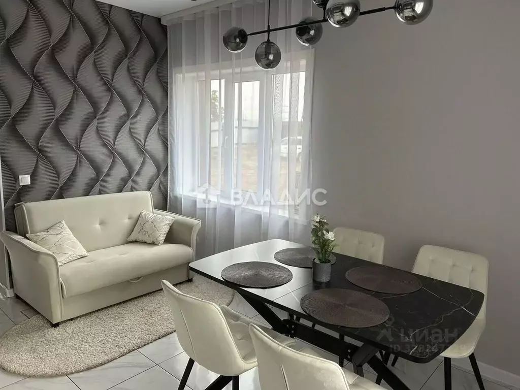 Дом в Бурятия, Улан-Удэ ул. Аквамариновая, 2 (137 м) - Фото 2