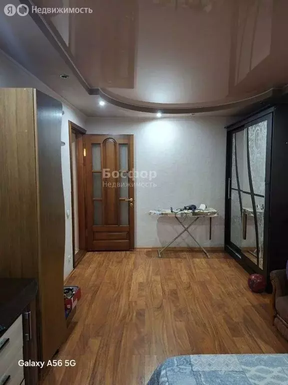 3-комнатная квартира: Феодосия, улица Челнокова, 76А (68.7 м) - Фото 1