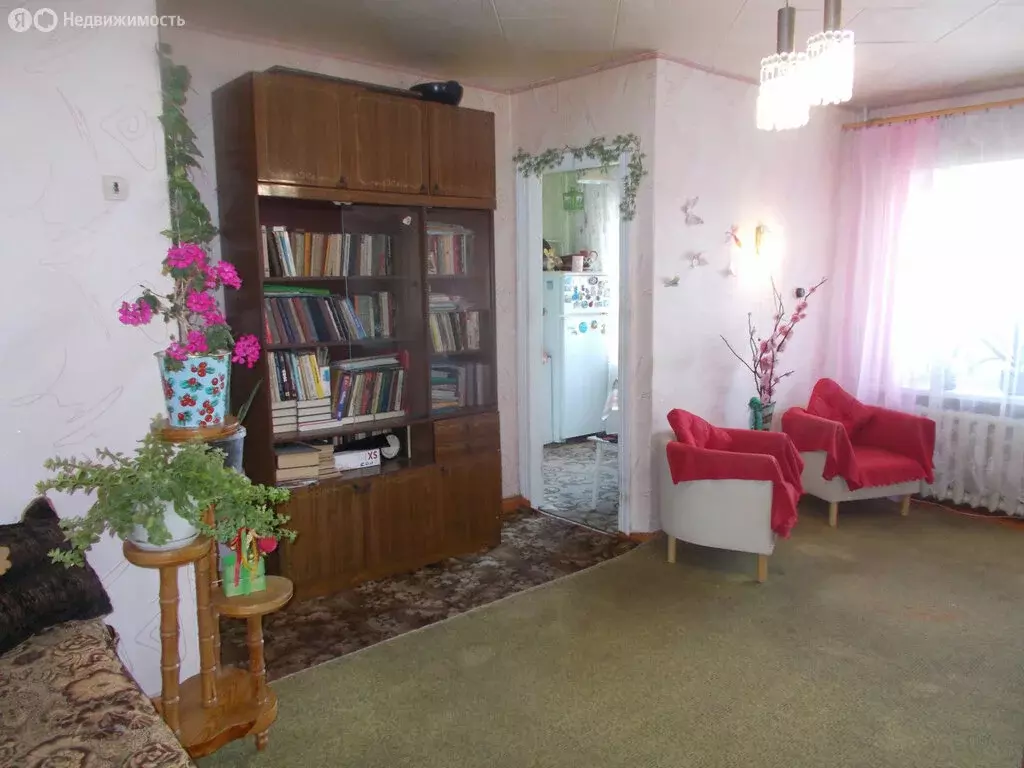 3-комнатная квартира: Шадринск, улица Архангельского, 75 (55.7 м) - Фото 2