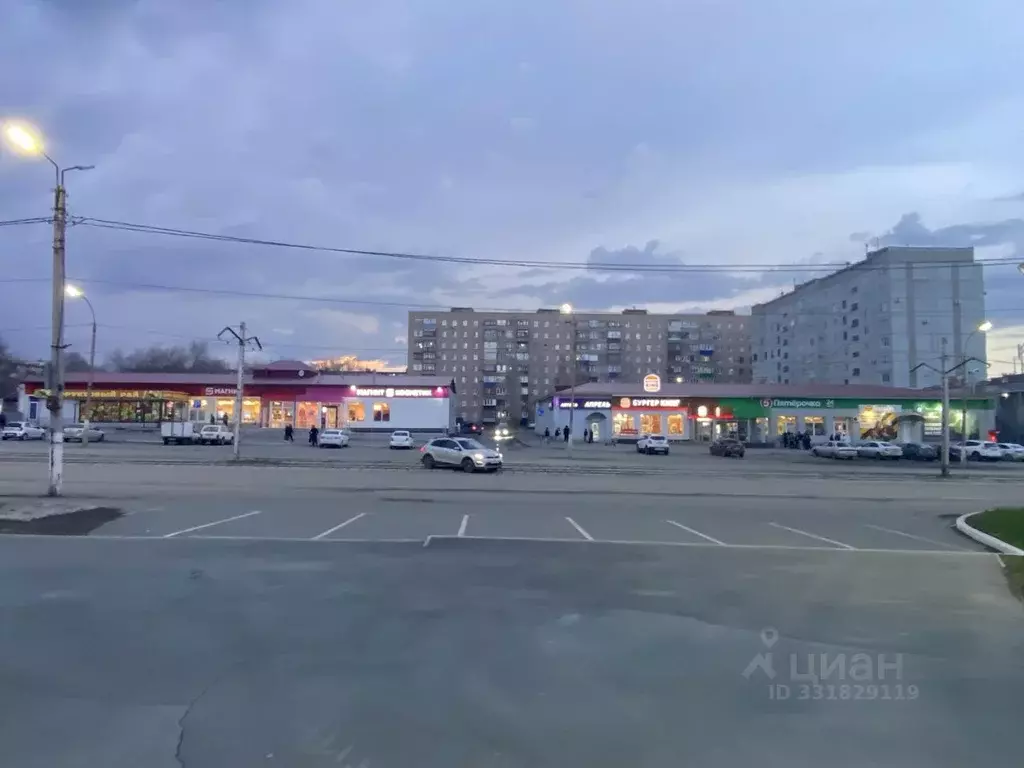 Торговая площадь в Оренбургская область, Новотроицк Советская ул., 130 ... - Фото 1