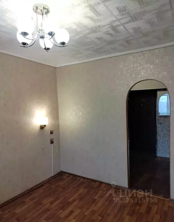 Комната Свердловская область, Екатеринбург ул. Донская, 20 (14.0 м) - Фото 2