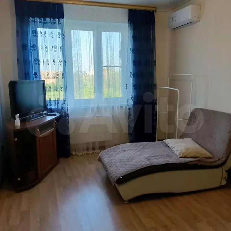 1-к. квартира, 38 м, 6/8 эт. - Фото 0