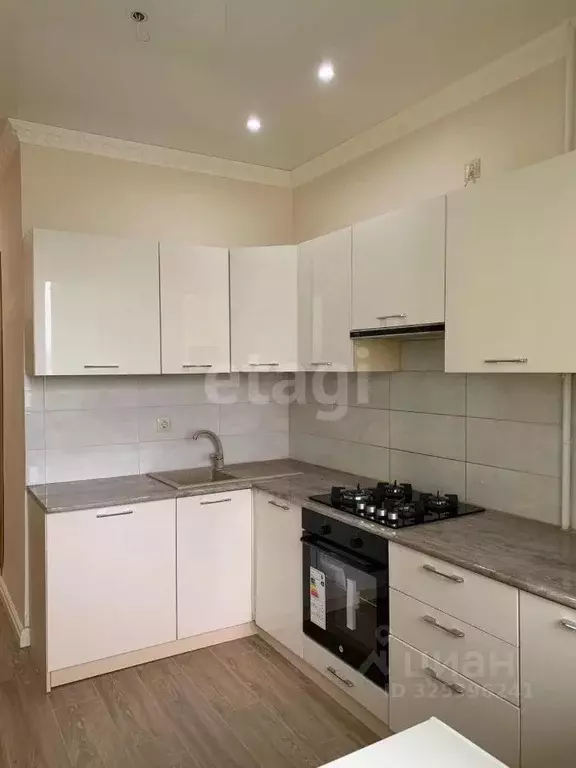 3-к кв. Саха (Якутия), Якутск ул. Лермонтова, 58 (77.5 м) - Фото 1