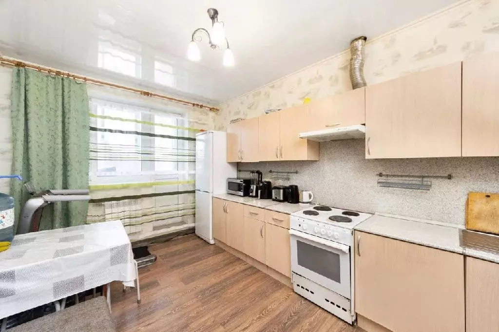 Продается 3-комнатная квартира - Фото 1