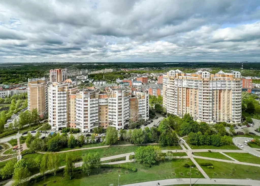 2-к. квартира, 87,4 м, 24/25 эт. - Фото 1