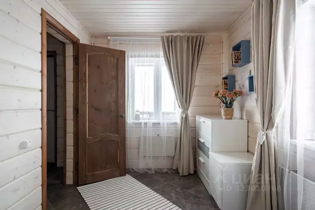 Дом в Ленинградская область, Ломоносовский район, Лебяженское ... - Фото 2