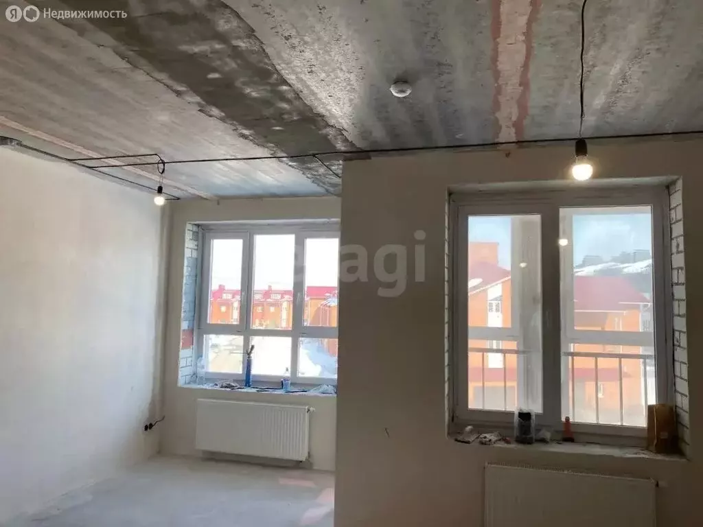 1-комнатная квартира: Тюмень, улица Василия Севергина, 2 (32 м) - Фото 2