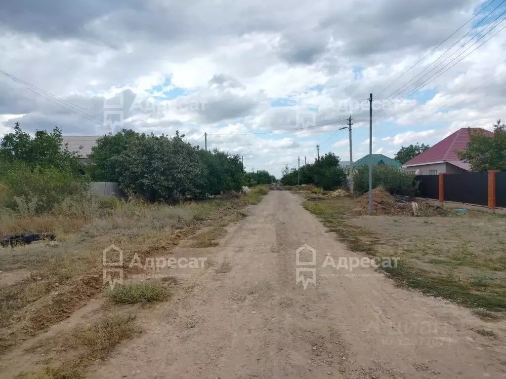 Дом в Волгоградская область, Волжский Погромное кв-л, ул. Ясеневая ... - Фото 0