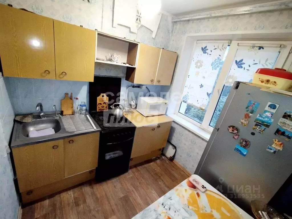 2-к кв. Белгородская область, Старый Оскол Молодогвардеец мкр, 3 (44.0 ... - Фото 0