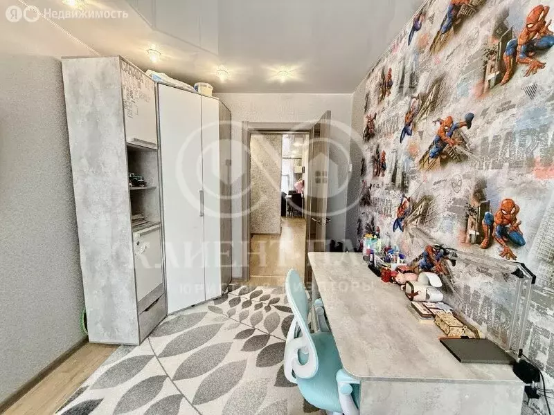 3-комнатная квартира: Корсаков, улица Калинина, 9 (60.7 м) - Фото 1