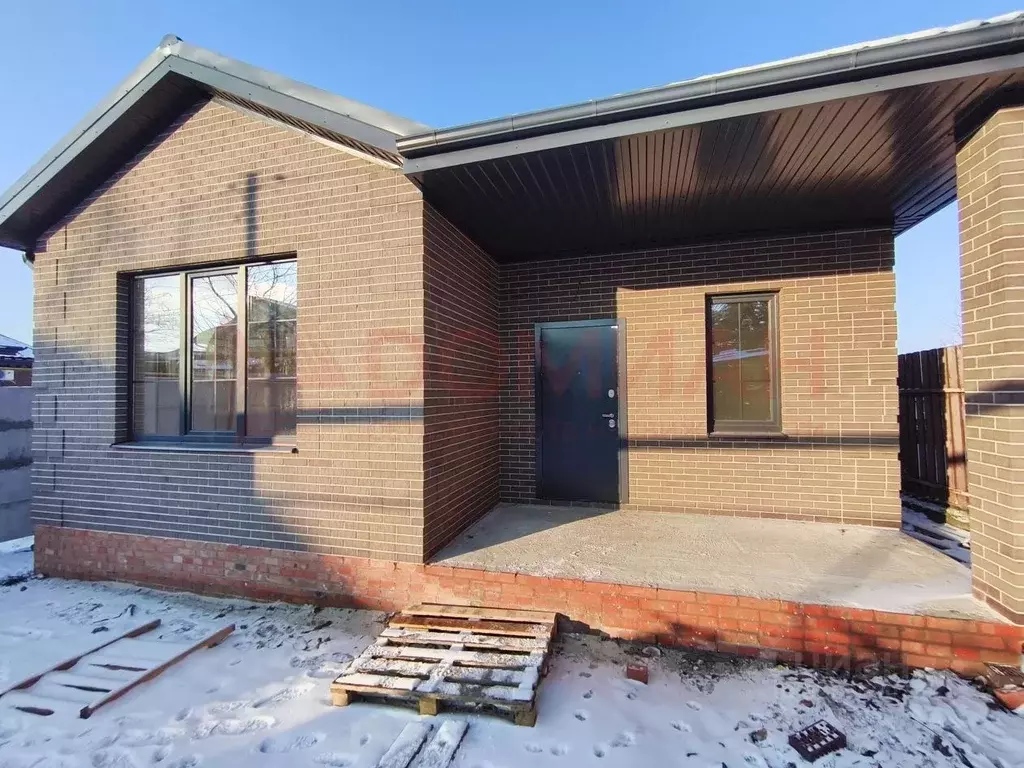 Дом в Ростовская область, Ростов-на-Дону Жасминовая ул., 8 (95 м) - Фото 1