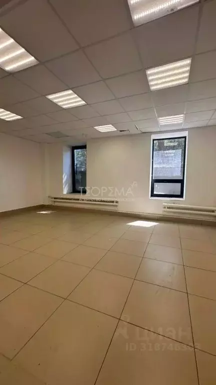 Торговая площадь в Башкортостан, Уфа Нежинская ул., 17 (60 м) - Фото 0