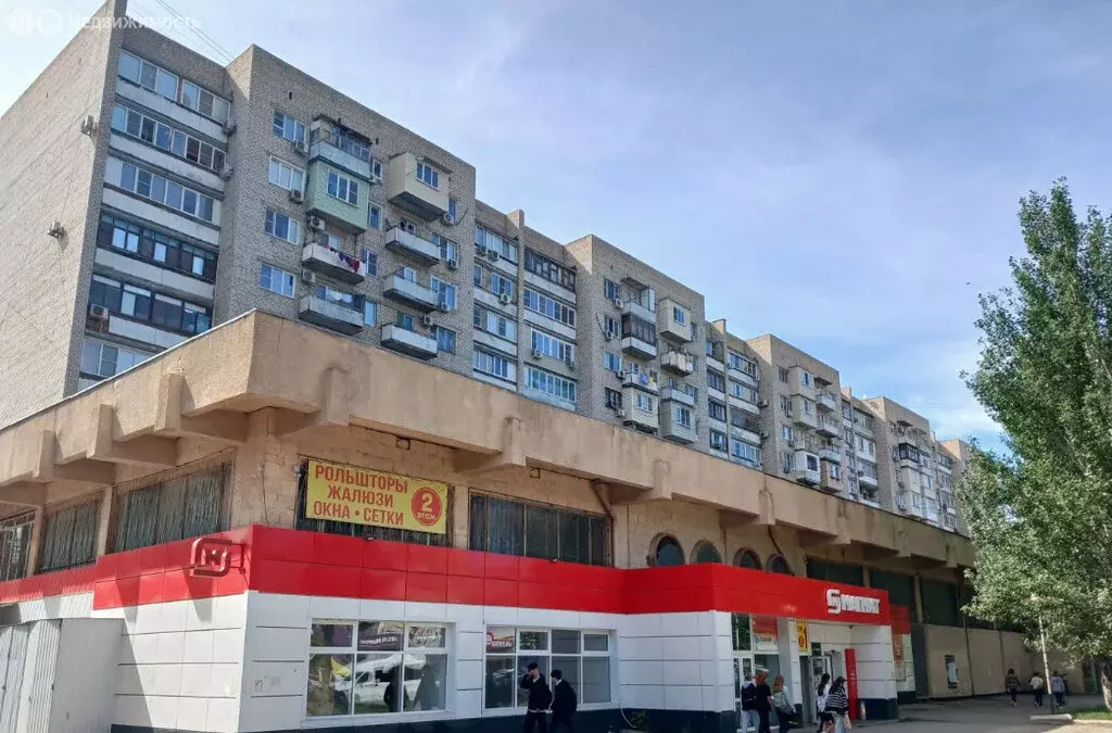 3-комнатная квартира: Астрахань, улица Савушкина, 46 (67.5 м) - Фото 1