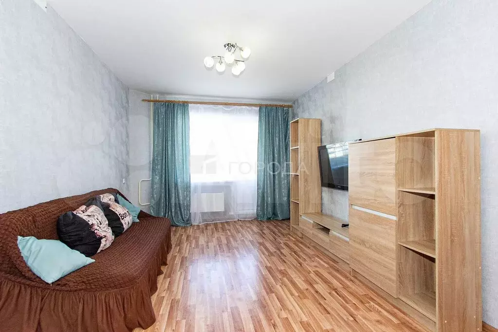 1-к. квартира, 40 м, 8/10 эт. - Фото 0