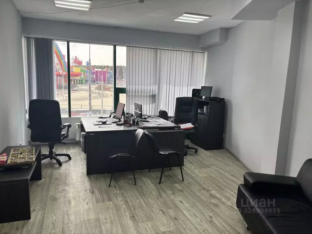 Офис в Свердловская область, Екатеринбург ул. Репина, 90 (25 м) - Фото 1