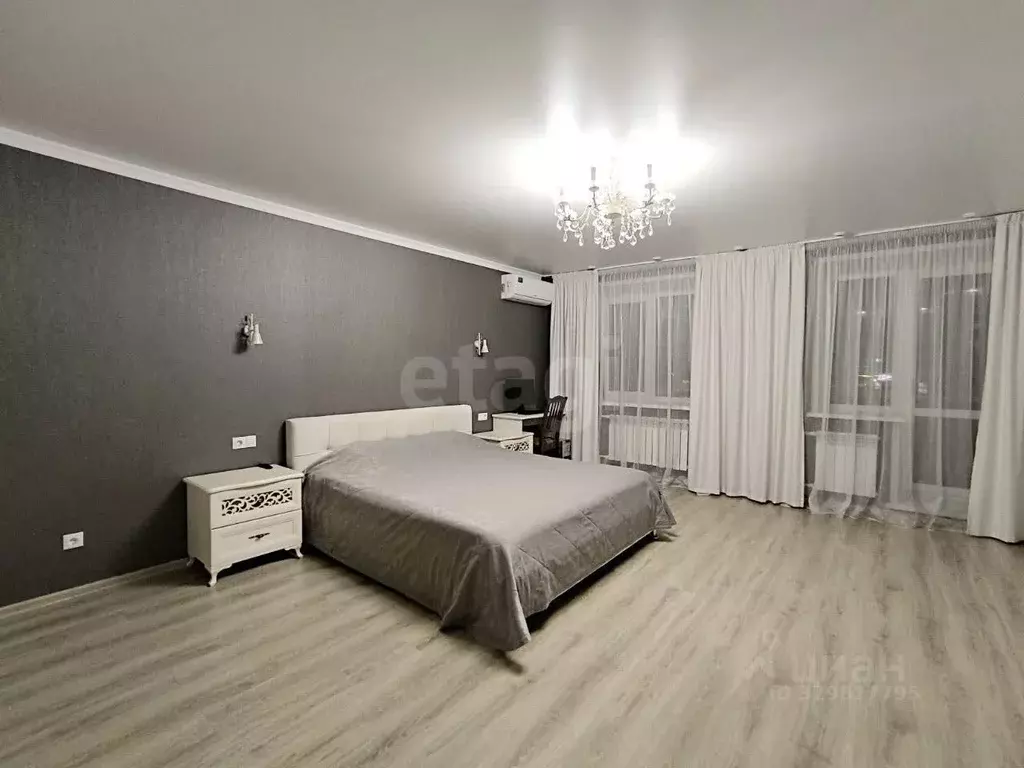3-к кв. Самарская область, Самара Ново-Садовая ул., 181а (87.6 м) - Фото 1