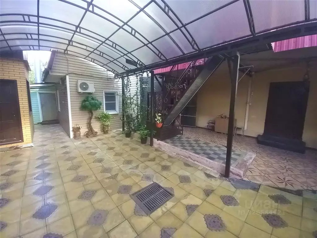 Дом в Краснодарский край, Ейск Краснофлотская ул. (160 м) - Фото 1